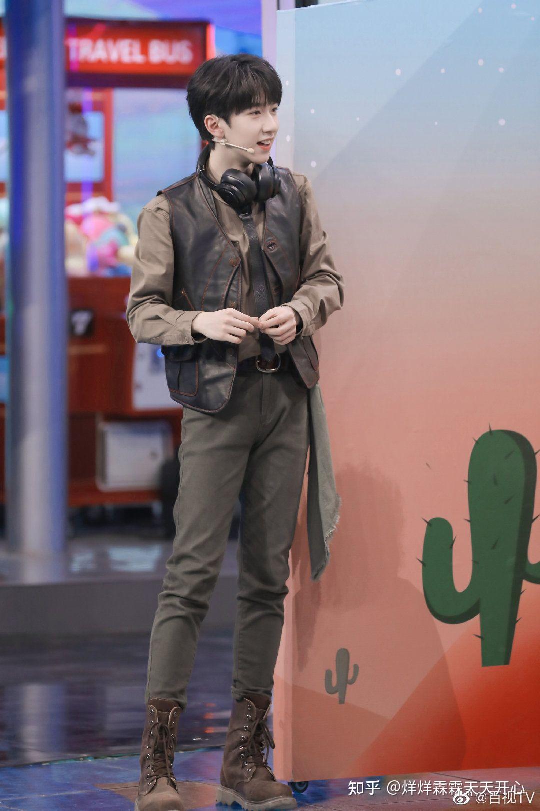 贺峻霖身高大概多高呀