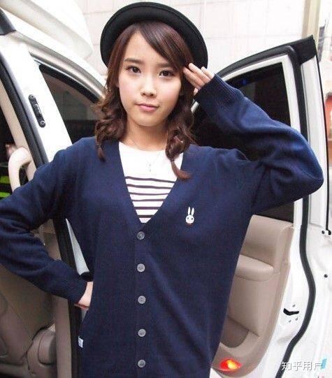 如何评价李知恩(iu)的长相?
