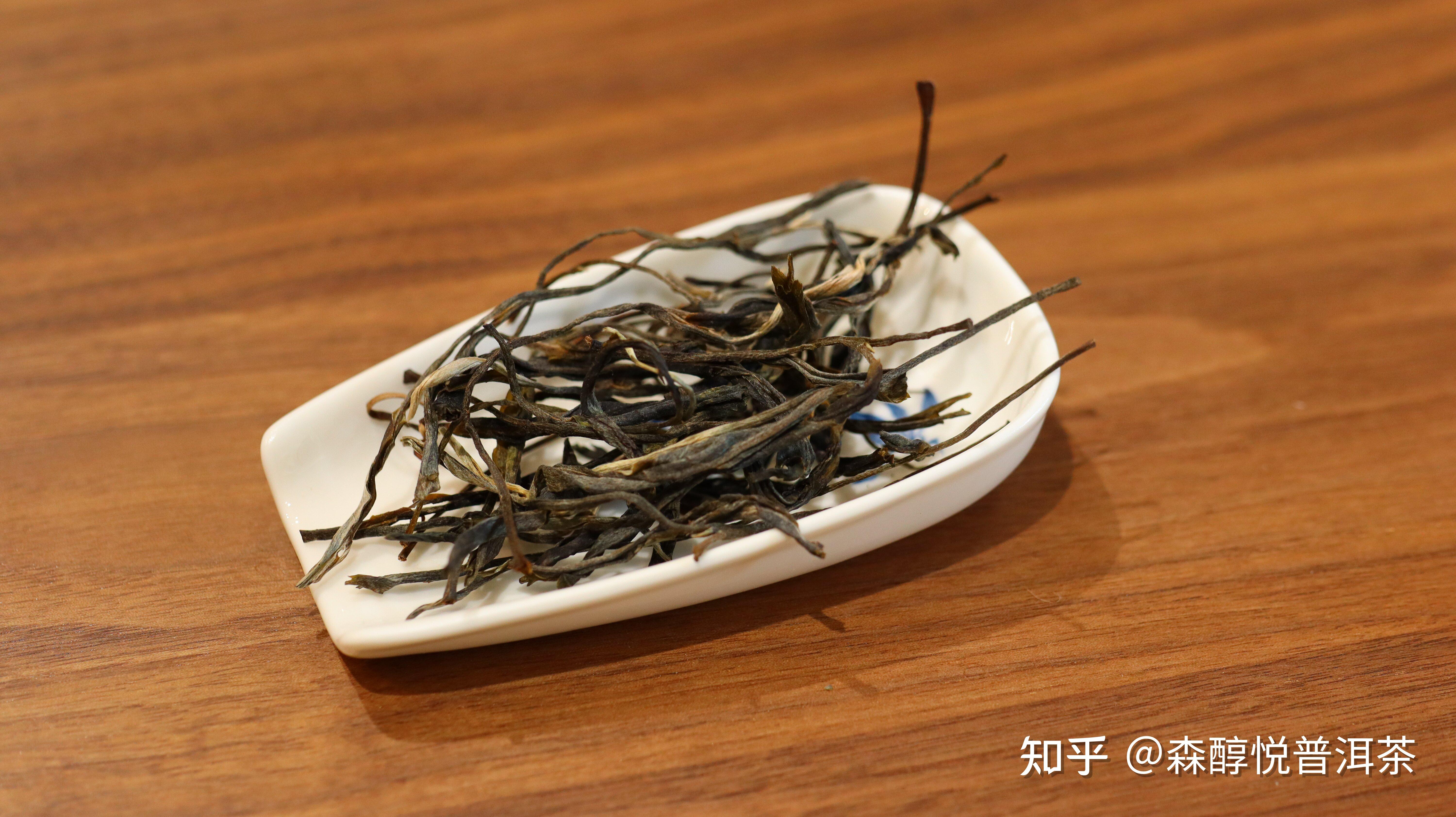 隔夜茶毒如蛇有毒不能喝长期饮用还会致癌