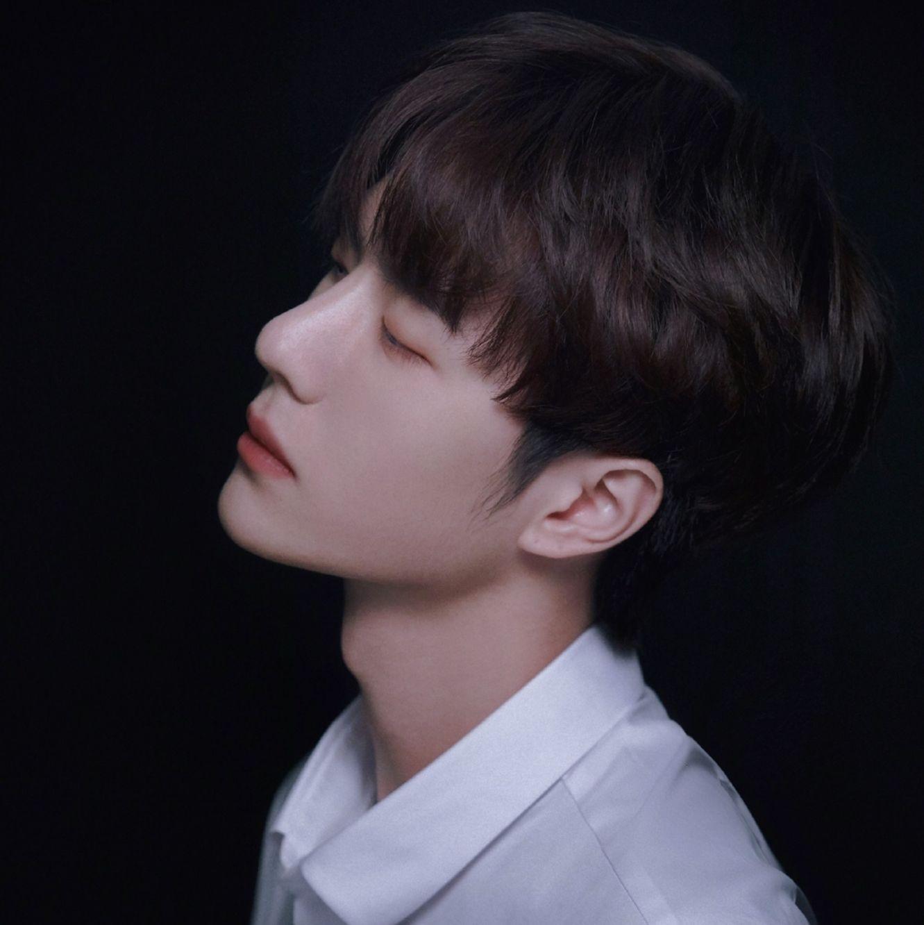 有没有王一博头像,小图大图都和谐那种? - 知乎