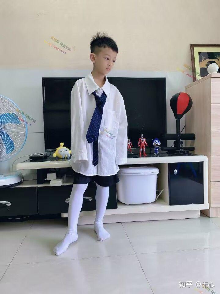 男孩子想穿白裤袜和舞蹈服可以吗?