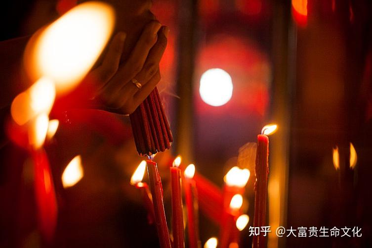 是迷信还是传统？为什么人们还在坚持烧纸？ - 知乎