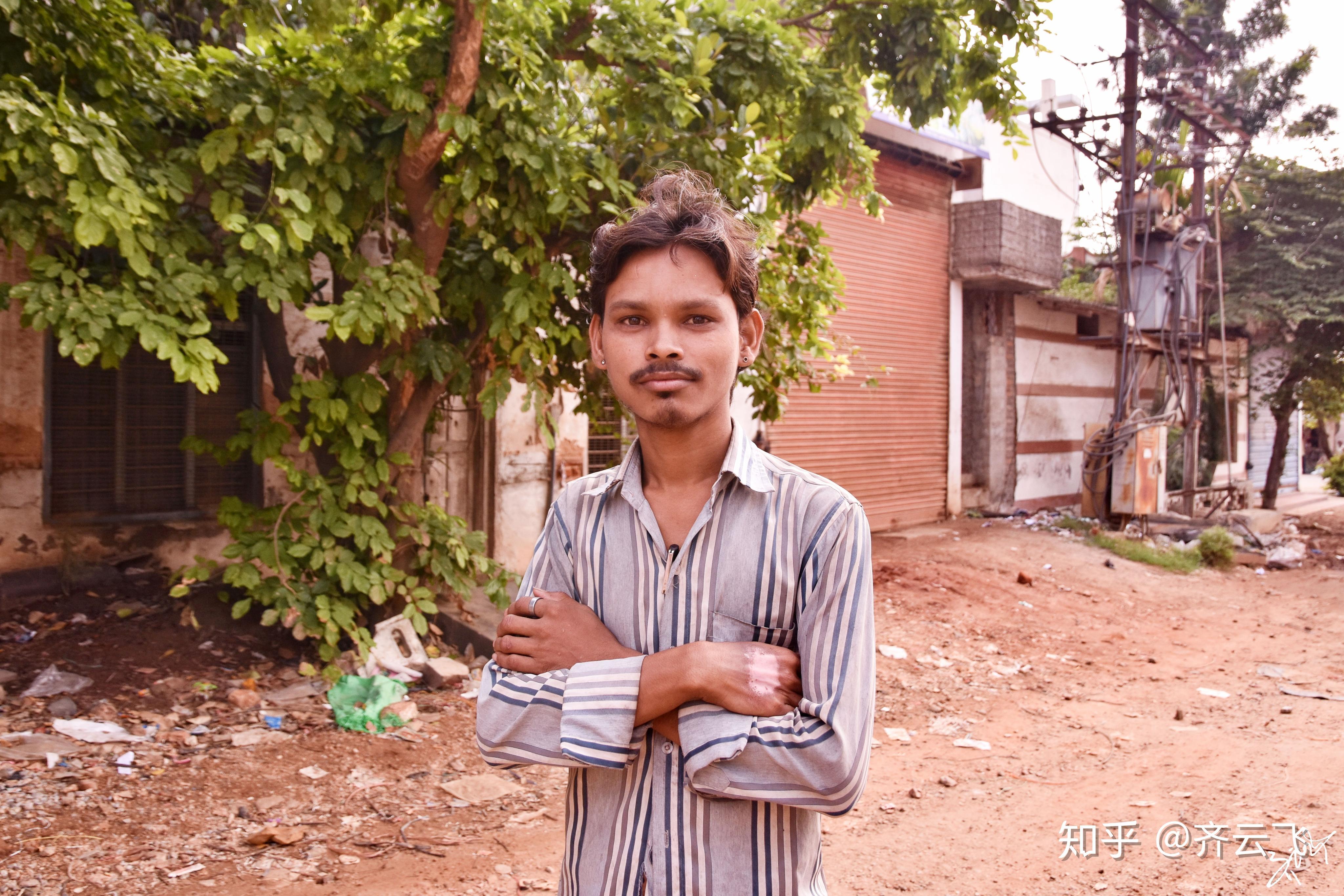 喜欢拍照的印度人