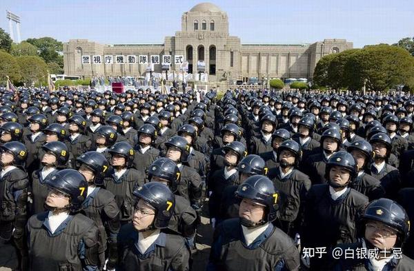 医生和神父是怎样改写日本历史的——全共斗,宗教批判与制度改革 - 知乎