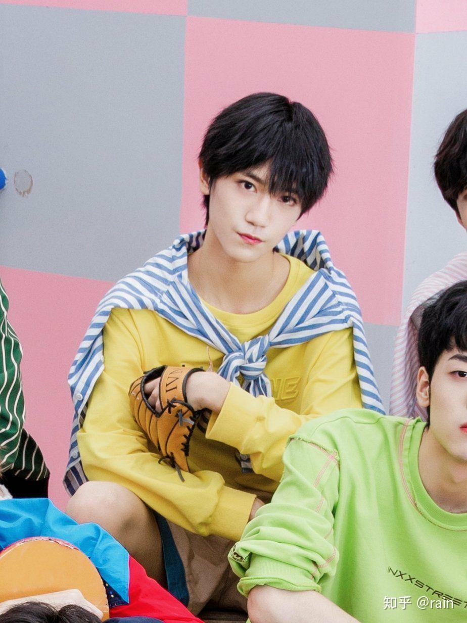 李天泽的应援色是什么