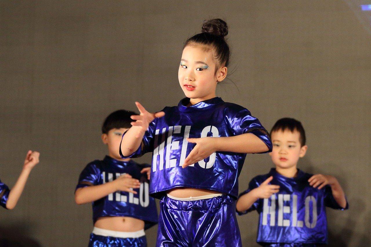 如何在家定制童装