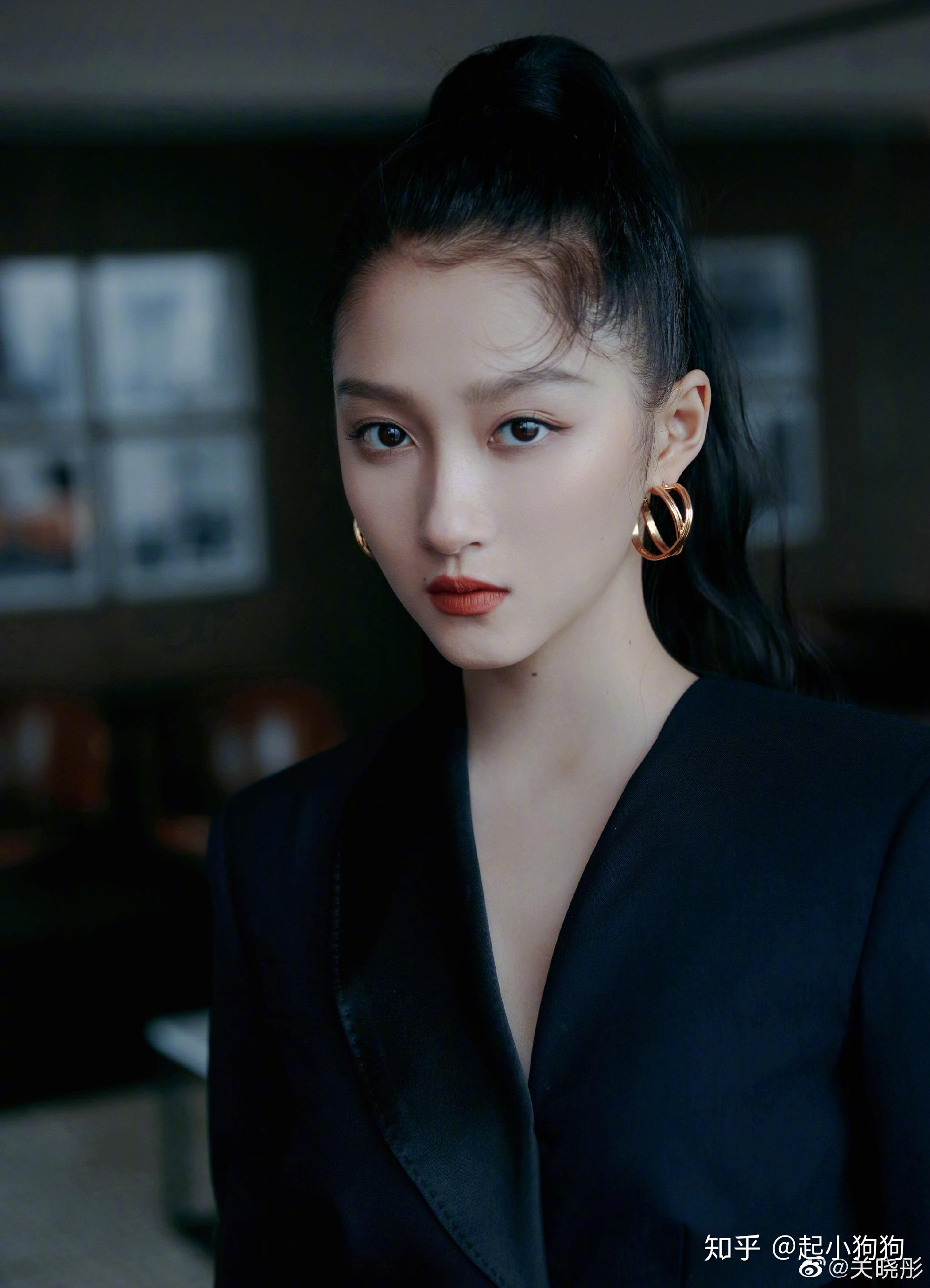 关晓彤有哪些出圈神图? - 知乎