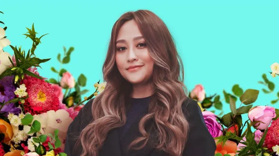 女歌手家家今(12)日宣布确诊,快筛阳性隔离休养中