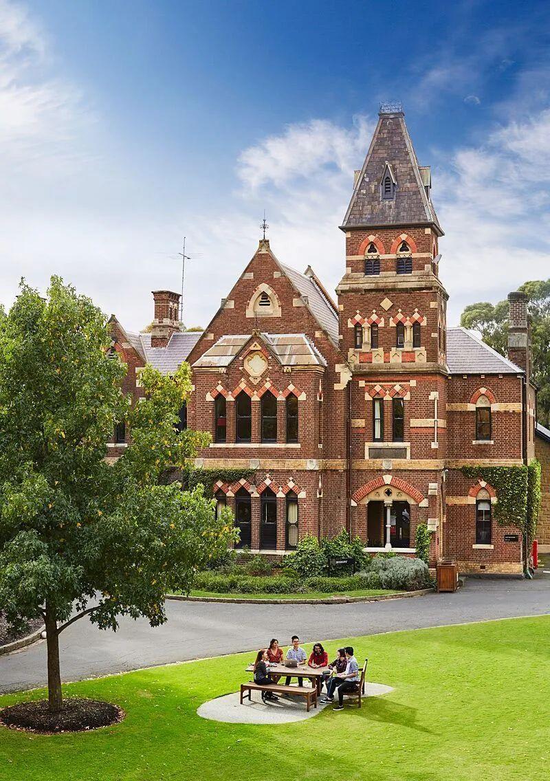 墨尔本大学预科都学什么揭秘圣三一学院主修课