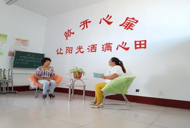 青岛市教育局学校心理辅导室每天开放至少4小时