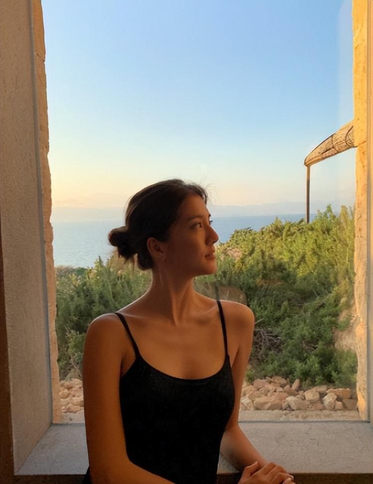 初中毕业的"顶级捞女"吴千语,凭什么能嫁入豪门?