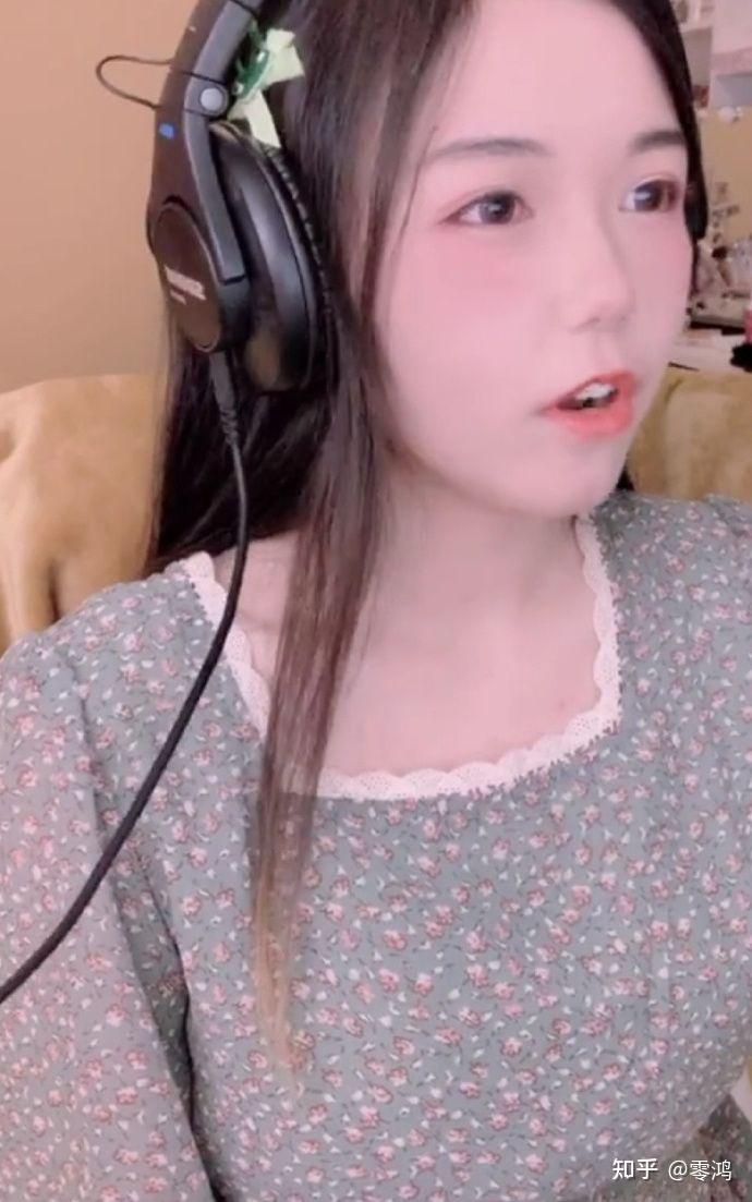 封茗囧菌的线下和微博的照片差别大码吗各位线下见过的可以说一下嘛