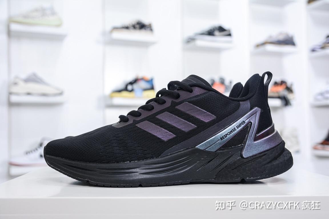 阿迪达斯超级跑鞋adidasresponsesuper
