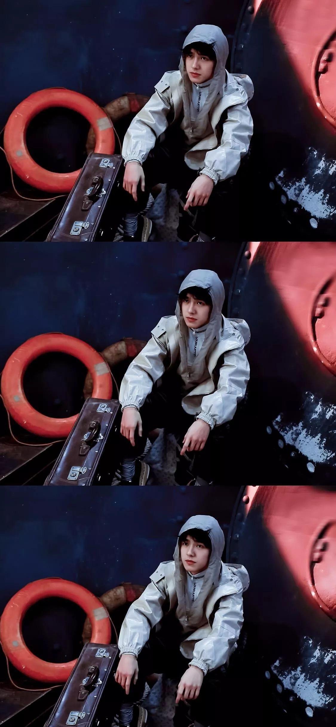 有哪些好看的刘昊然的三格壁纸?