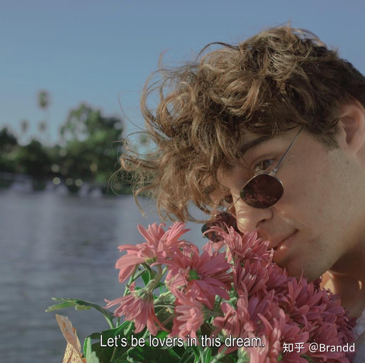 1年吸粉1300w致我曾爱过的男孩中迷倒众人的男主noahcentineo做到了