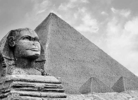 盐选科普: 关于金字塔是外星人建造的传言由来已久.