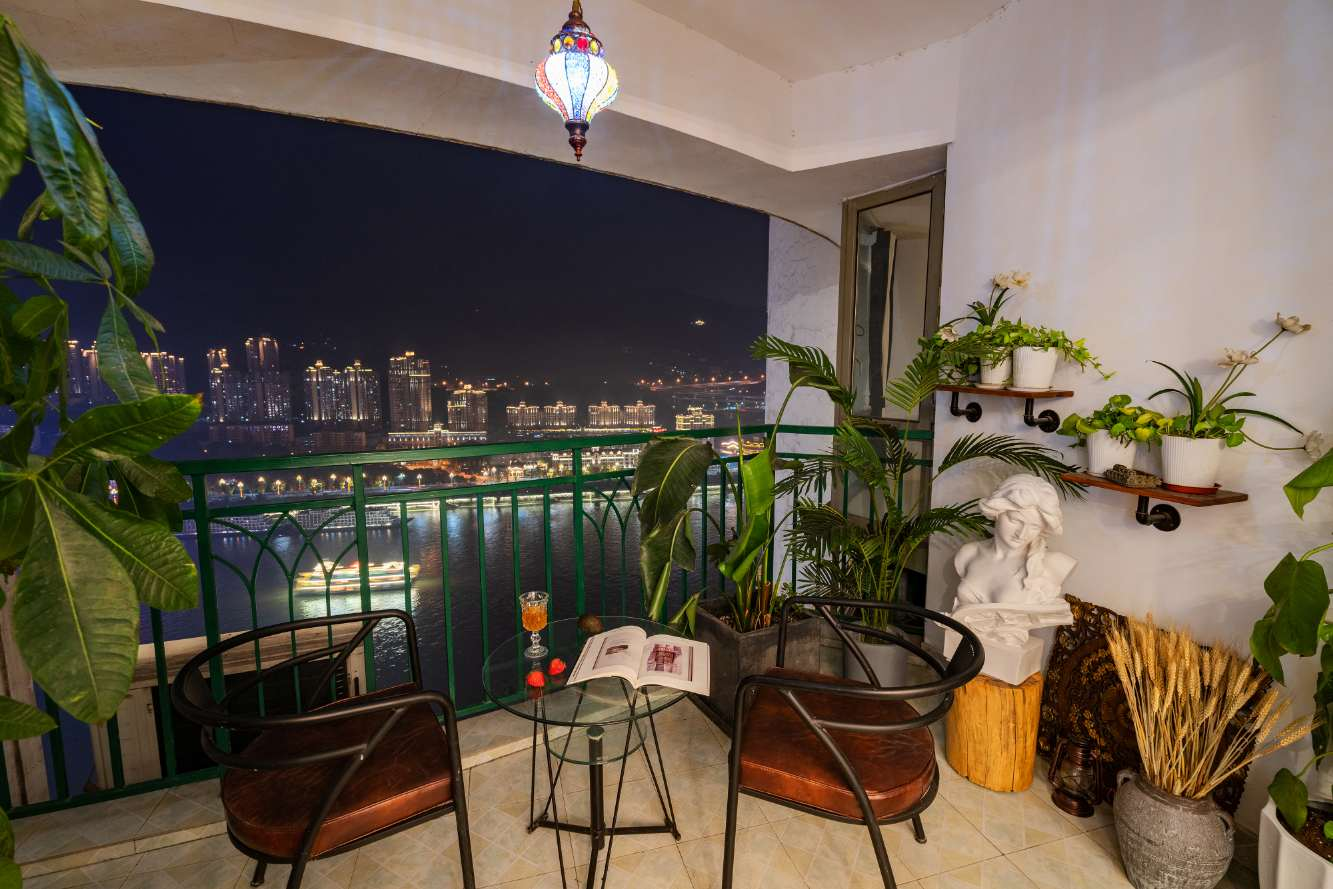 去重庆旅游在哪住宿较好?