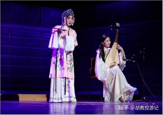 探析中国戏曲表演艺术的程式化特征 - 知乎