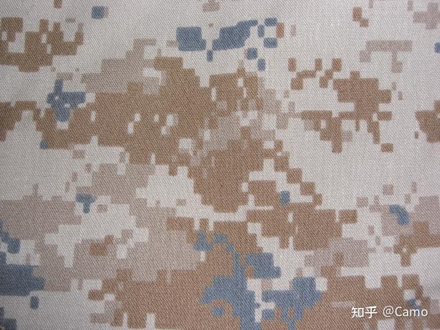 美军的沙漠数码迷彩是哪一型号,哪年什么部队装配的,感觉很好看但又找