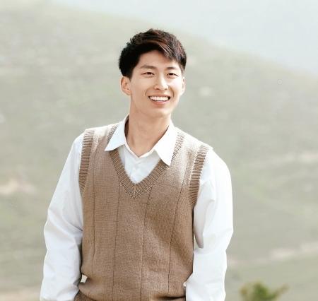 窦骁的美图或搞怪图有哪些?-窦骁帅照