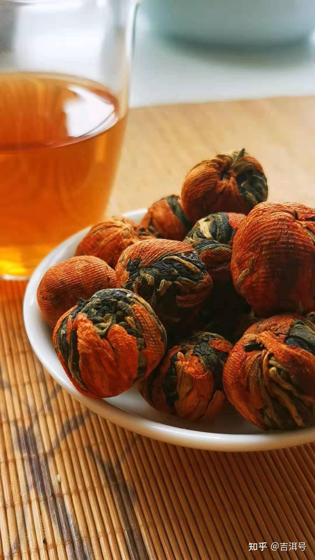 冬日里的暖胃茶滇红百合龙珠茶桌上最亮丽的风景线