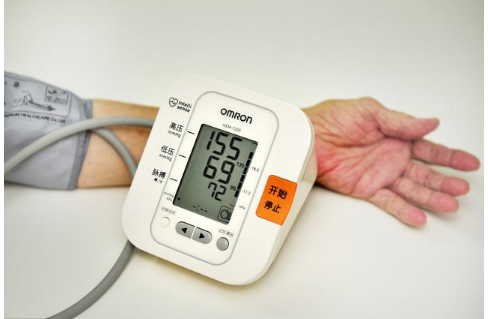 血压最近很平稳隔一天吃一次医生辟谣不能随便这样改
