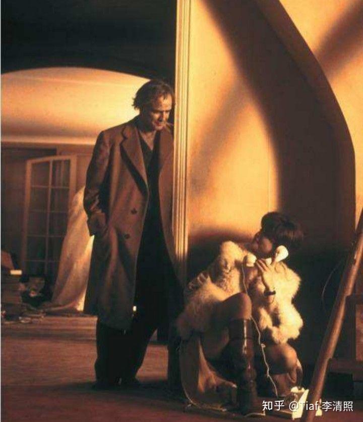 何解读马龙-白兰度主演的《巴黎最后的探戈》