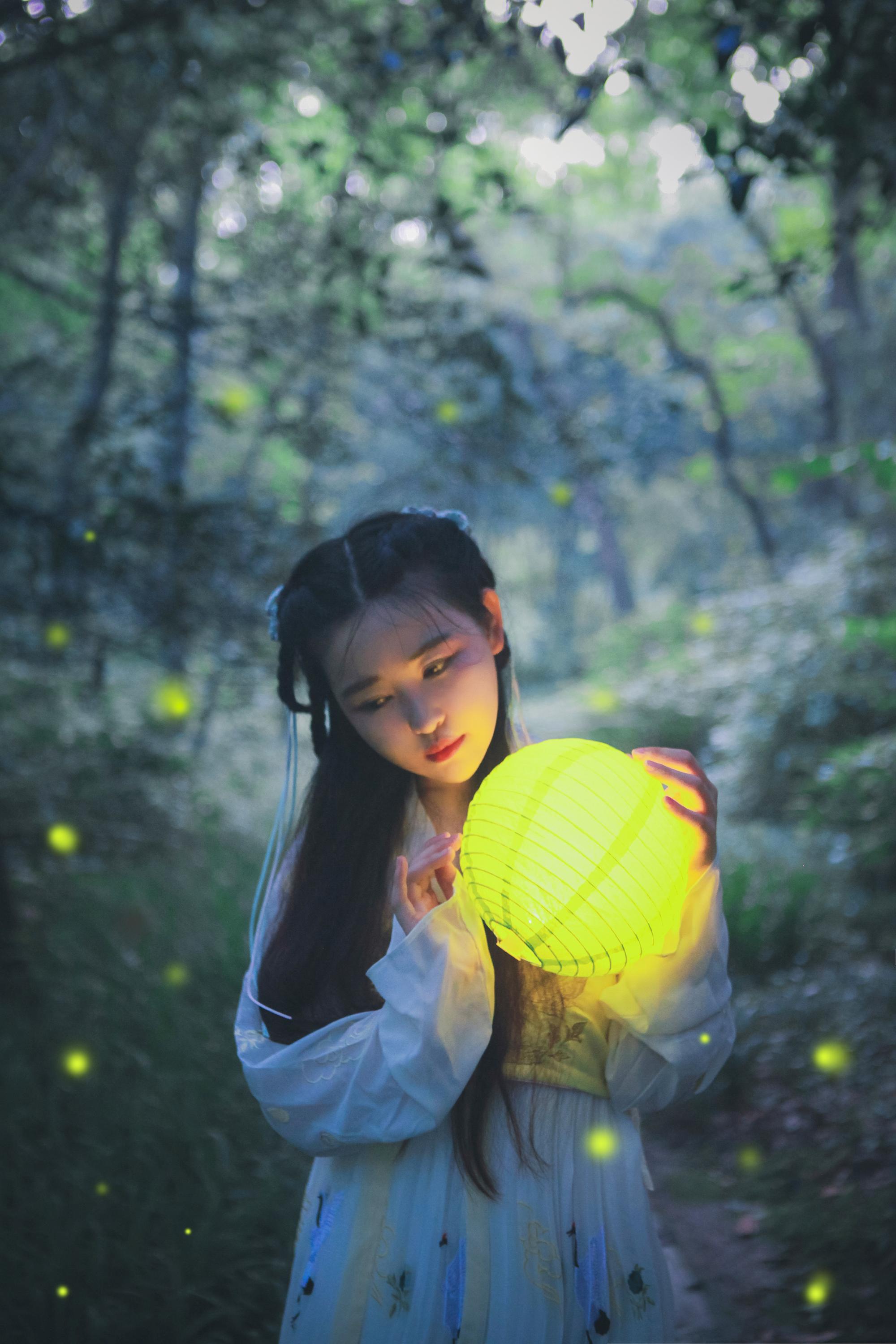 拍照如何表情自然 v2-1c96754831fab1994461bfade98195a7_r.jpg