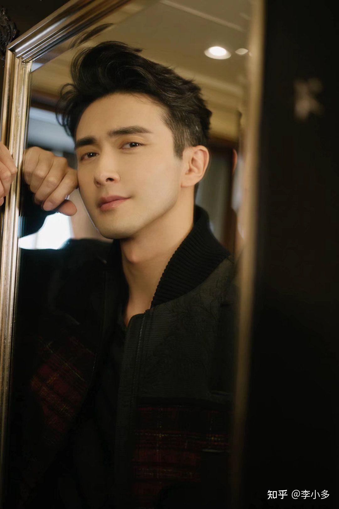 一年前Ⅴs一年后的高伟光,你们看到了什么? - 知乎