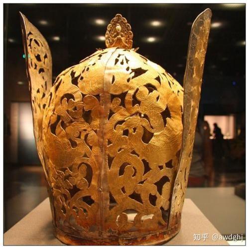 为什么中国古代的帝王不戴王冠