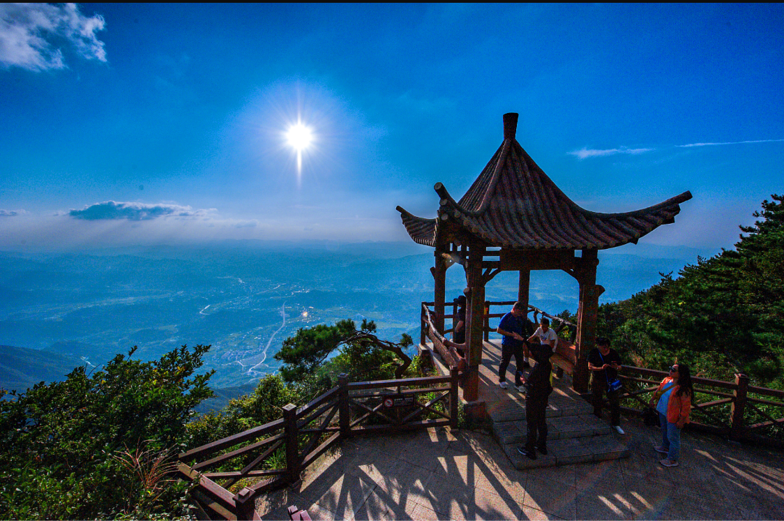 岳阳周边家庭自驾二日游目的地优选平江天岳幕阜山