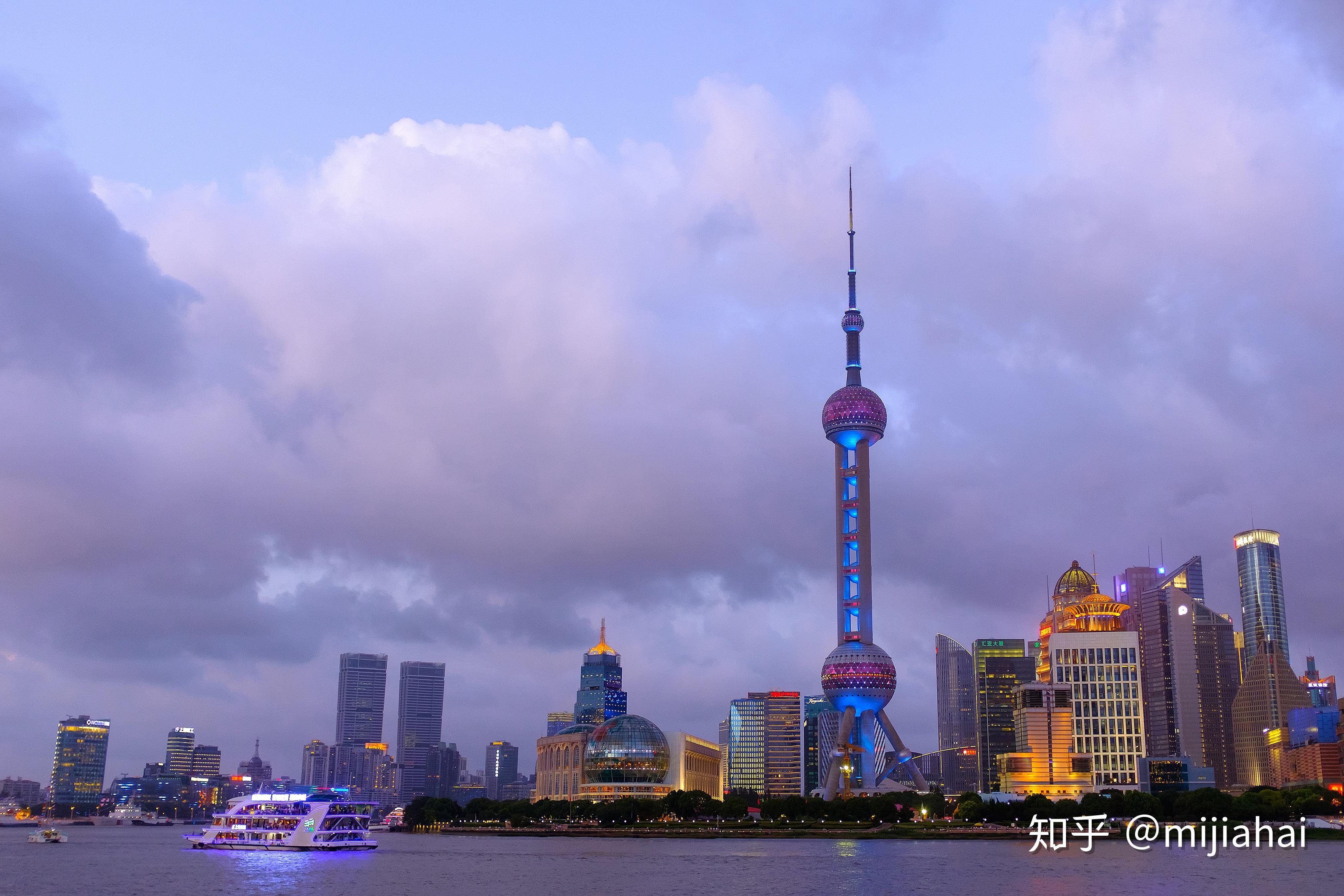 手里有佳能500D,最近看上了富士X100F,想问下