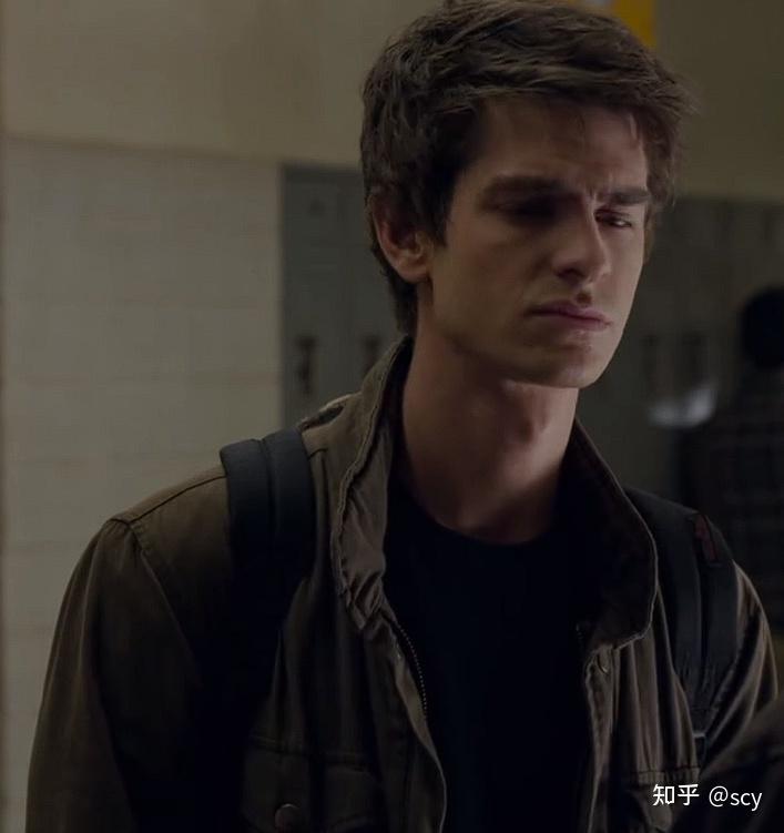 超凡蜘蛛侠彼得帕克的衣服是哪一款? - 知乎