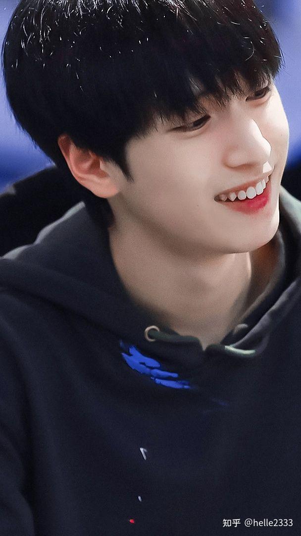 严浩翔的出圈神图都有哪些? - 知乎