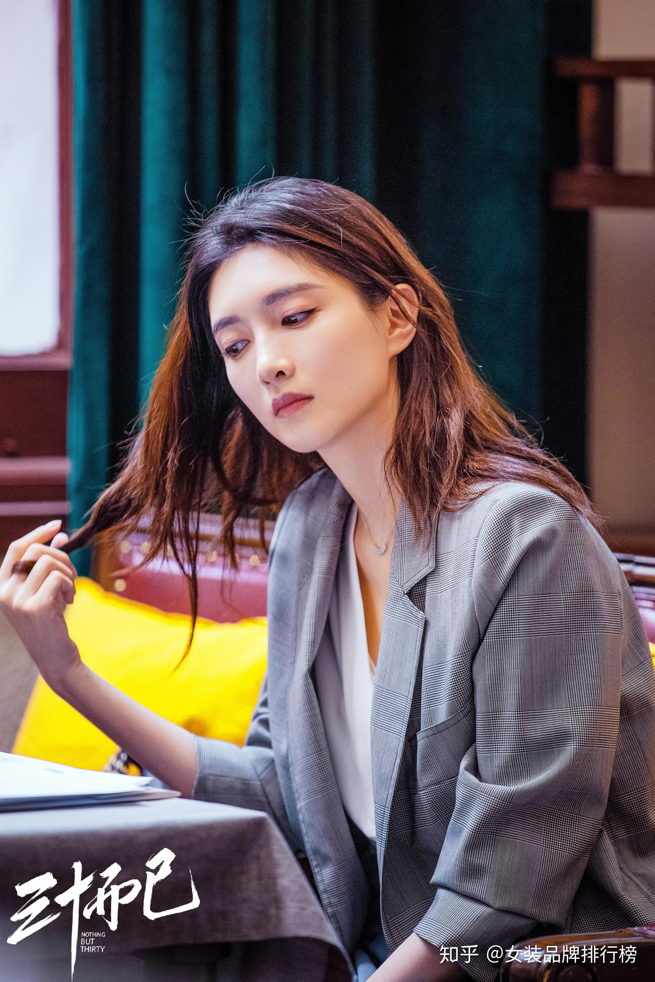 电视剧三十而已里顾佳人设是否太过于完美反而反应了社会对女性的不