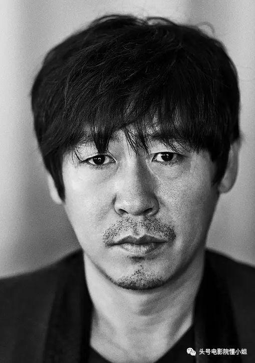 这部韩国电影全是演技派他是第一男主角河正宇排第二