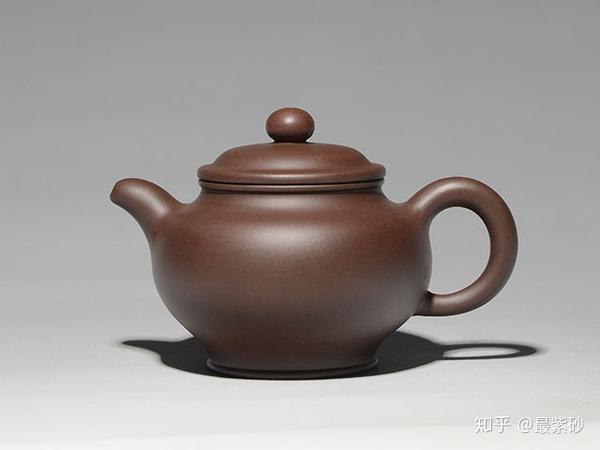 张菊萍万片茶千把壶品尽人生甘与苦