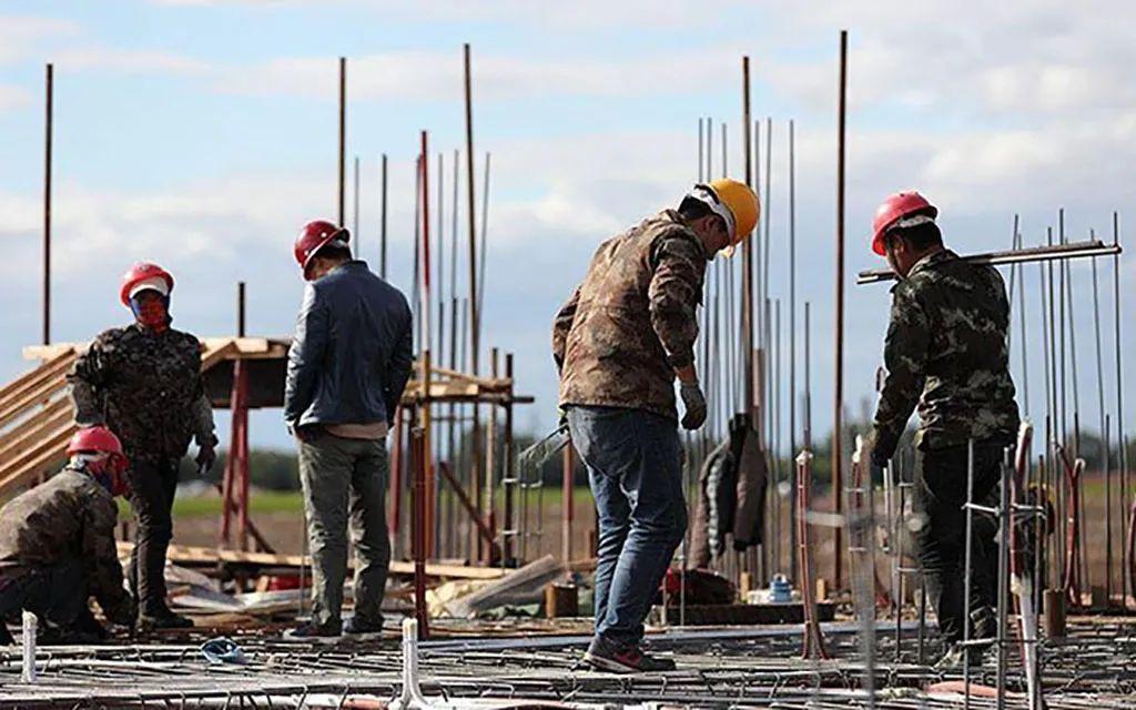 工地招工难工人找活难这成为大众都在思考的问题