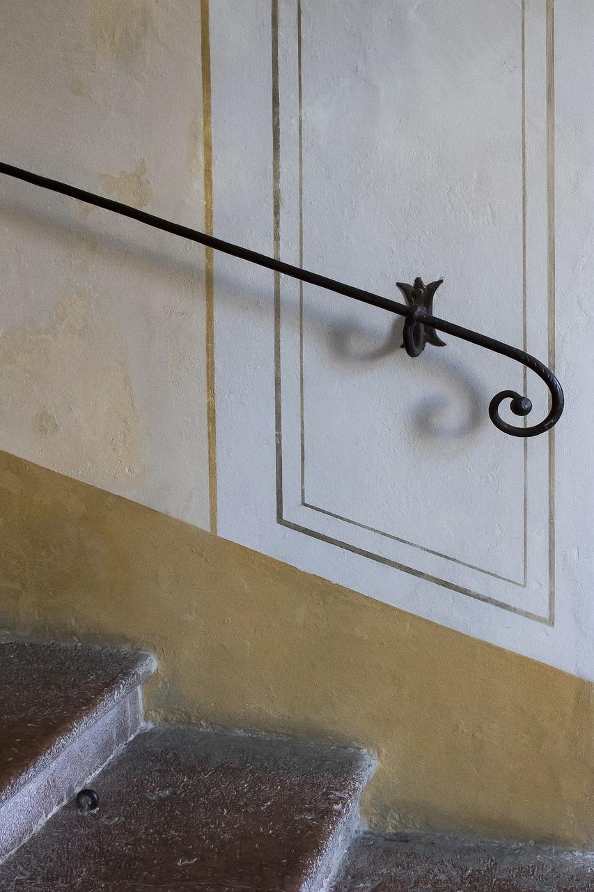 扶手什么颜色好看