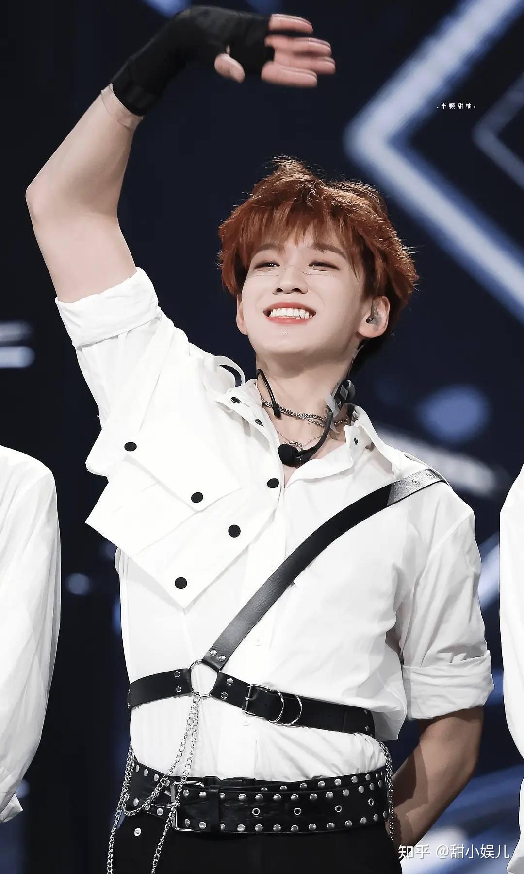 青你3余景天各榜单断层c位天生爱豆彰显内娱没完