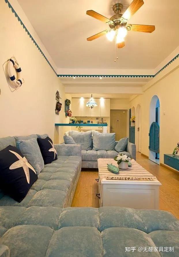 地中海装修风格在线条方面,省略复杂的雕刻和装饰,以简约而圆润的线条