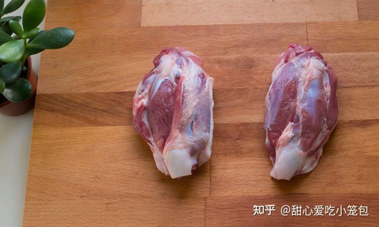 腱子肉非常耐煮,百姓家里逢年过节都要卤肉,既便于保存,又吃法多样