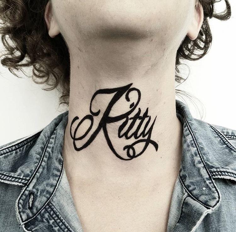 smrzhao专题纹身(第 12 期)| 颈部纹身:很美也很痛