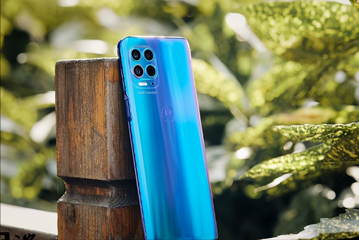 骁龙8701999元5000毫安电池摩托罗拉edges值不值得买