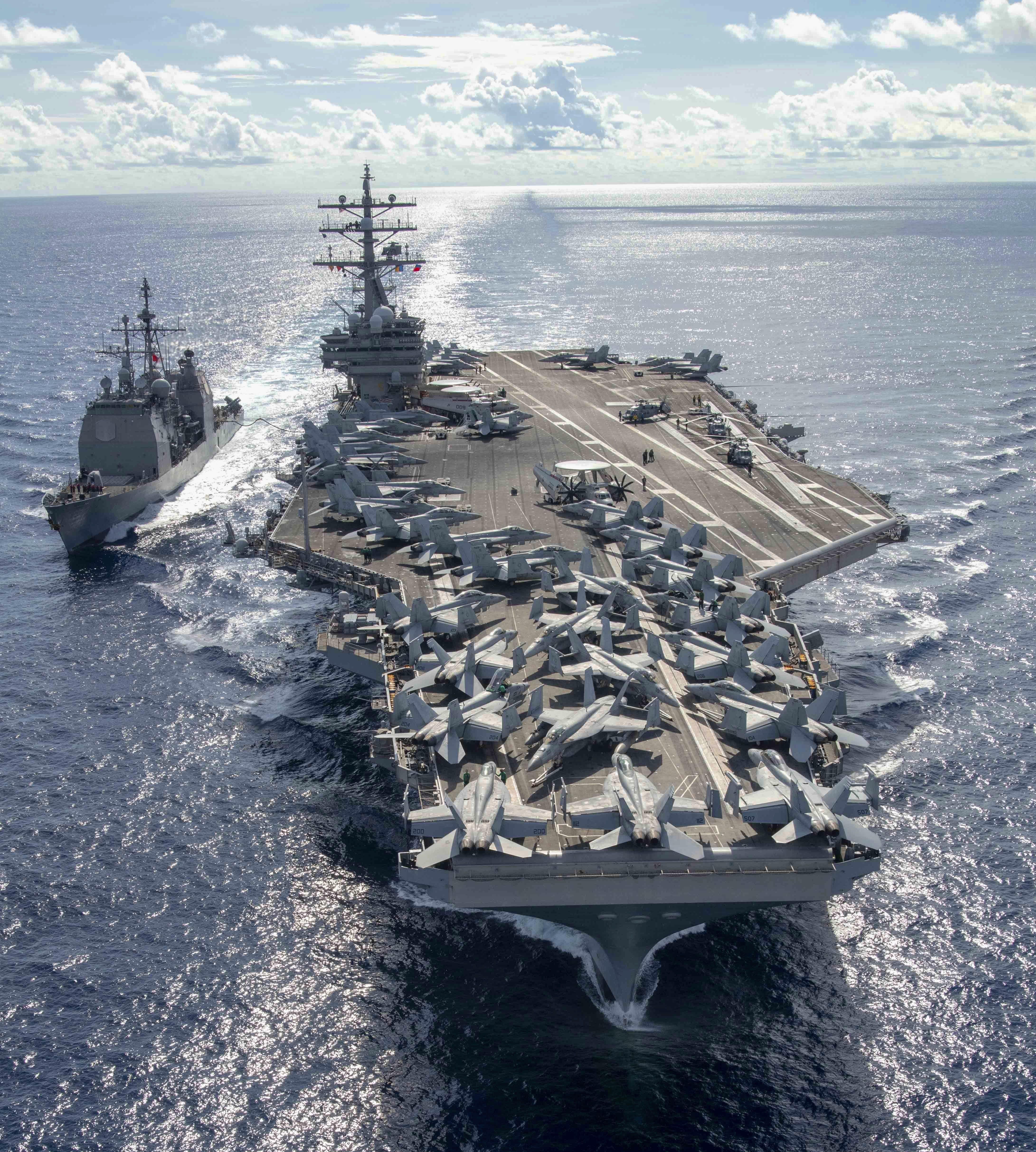 美国航母的弹射甲板为何不设计成向上翘的弹射? - 知乎