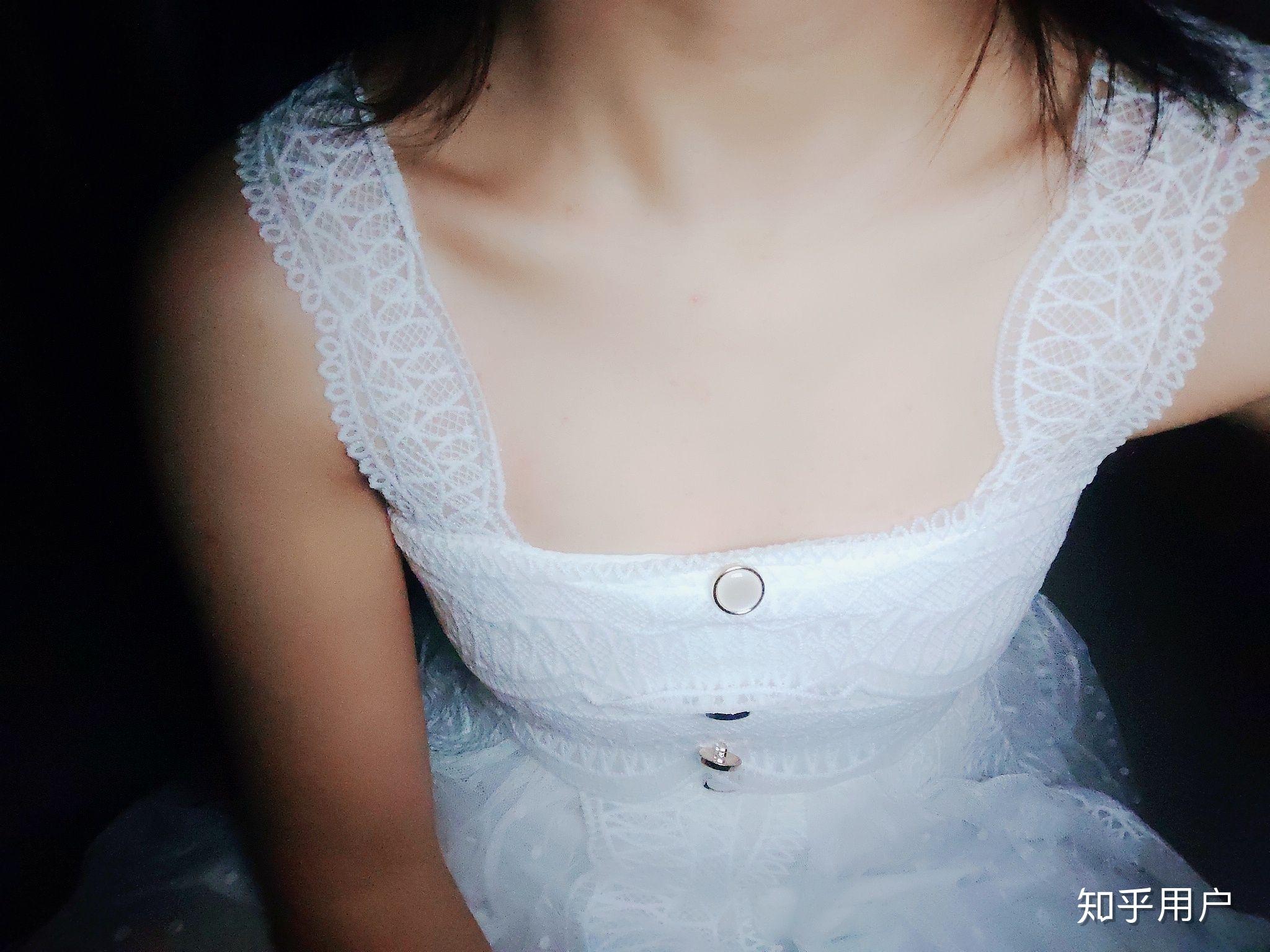 男生在意女孩子平胸吗