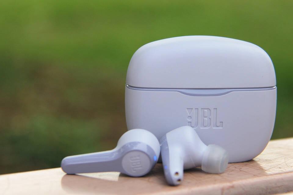 jbltune215tws蓝牙耳机评测幸得你倾心