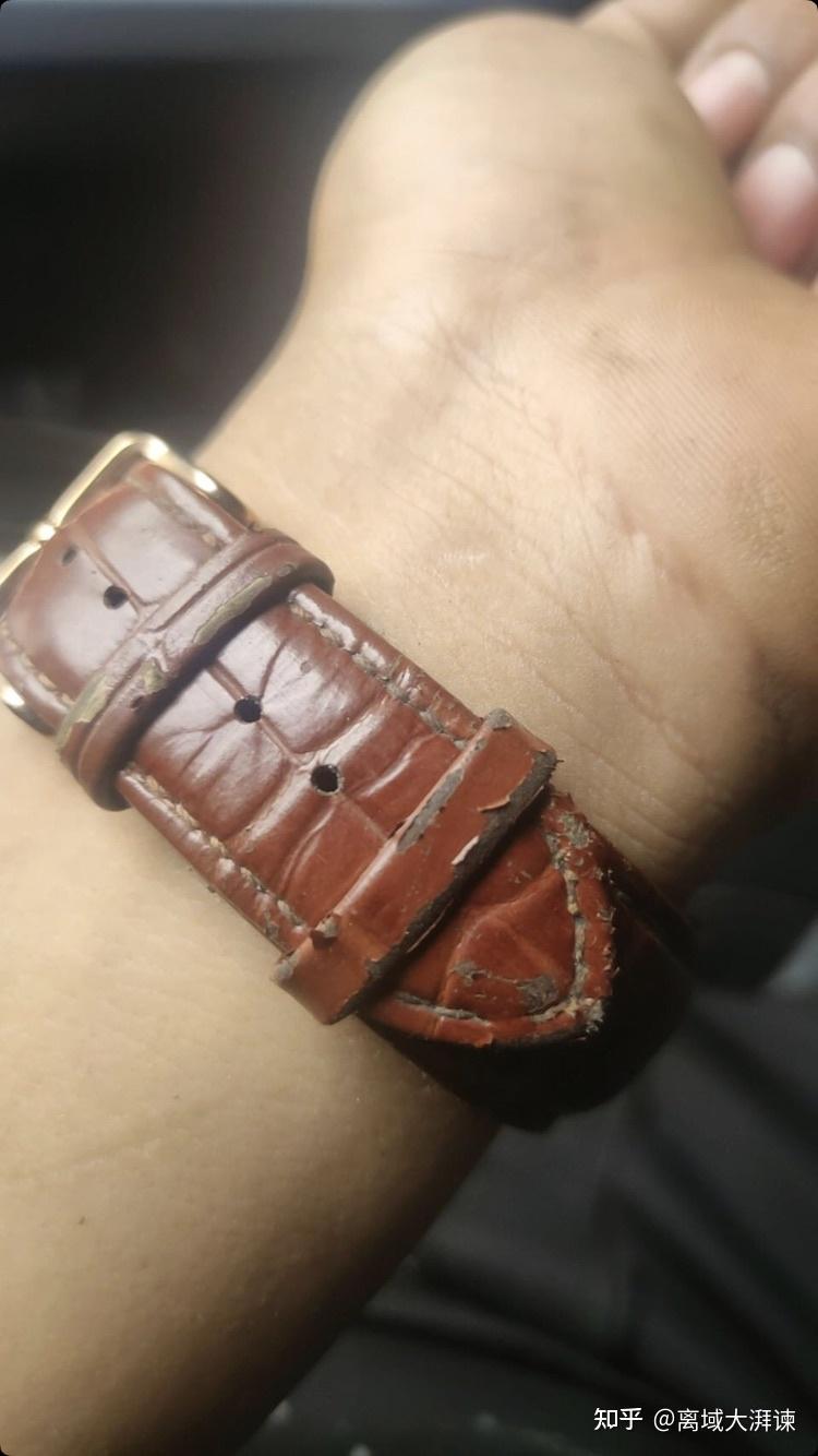 抖音小马吃草直播卖的皇士手表是真的多?说是原价一万多 直播卖980?