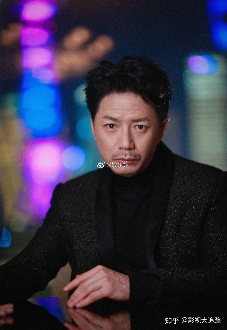 他们那一代都是走实力派的,他,刘奕君,王劲松只要出现在演员表中,大家