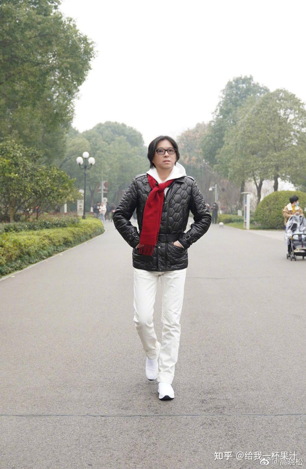 如何看待百万大v皮肤科医生林小清疑似性骚扰女粉丝后致歉称账号由